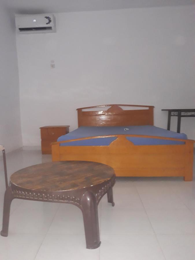 Transit Hotel Nouakchott Exterior photo